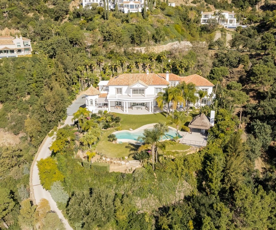 Elegant mansion with the best panoramic views in La Zagaleta